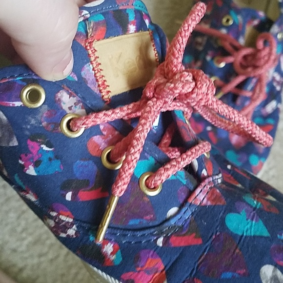 Keds Liberty Heart Print Sneakers - Picture 2 of 4